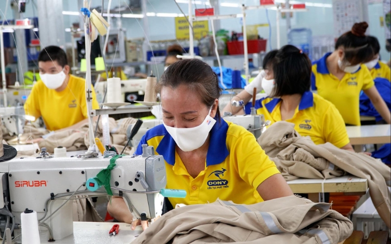 Dony nằm trong top xưởng may mặc áo thun đồng phục tại tphcm
