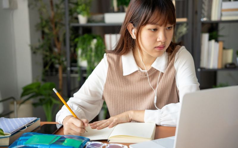 Cấu trúc đề thi N4 Phần Ngữ pháp & Đọc hiểu