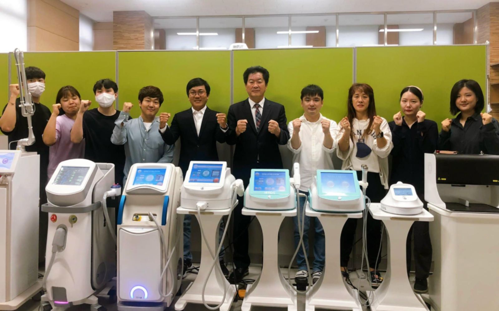 đơn vị bán thiết bị thẩm mỹ 